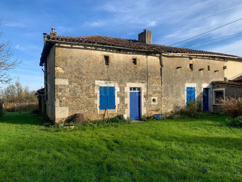 Maison en pierres à rénover